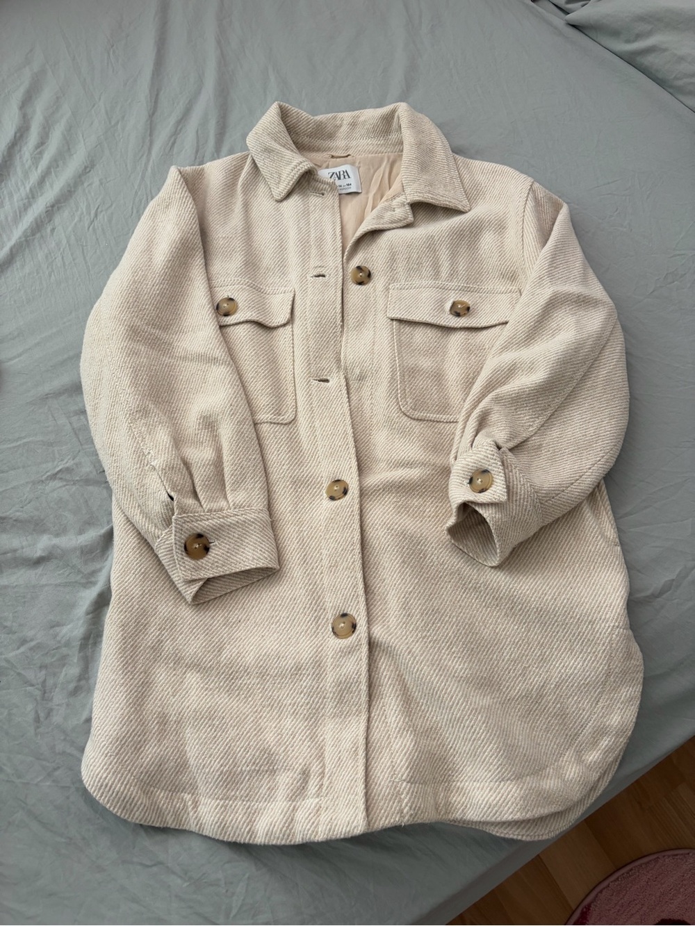 Zara Beige Button-Front Utility Shacket - Picture 2 of 3